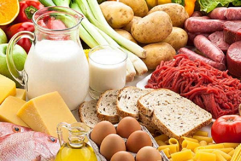 Cầu thủ nên ăn gì trước khi đá bóng để có thể lực tốt nhất? 4 nên ăn gì trước khi đá bóng