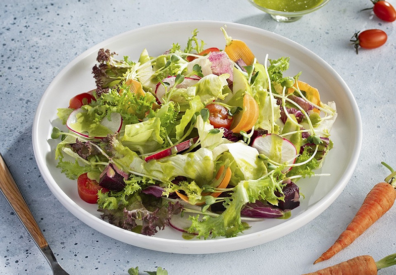 Thực đơn ăn kiêng 13 ngày giảm 7kg cho nữ an toàn, hiệu quả 3 Rau salad trộn mè