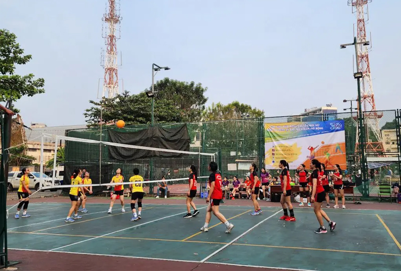 Sân bóng chuyền TPHCM  Thăng Long