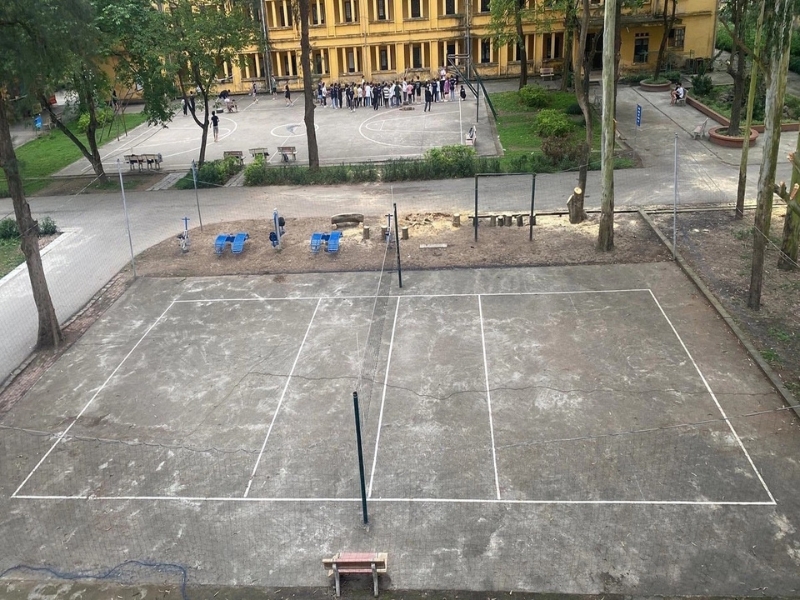 Sân đánh bóng chuyền Hà Nội