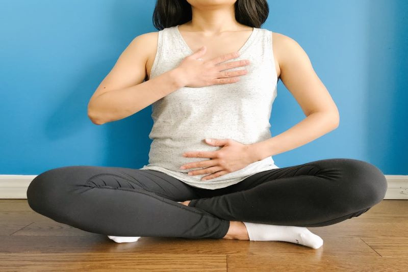 Bật mí: Cách nín thở lâu dưới nước đúng cách cho người mới 7 Bài tập hít thở bằng cơ hoành