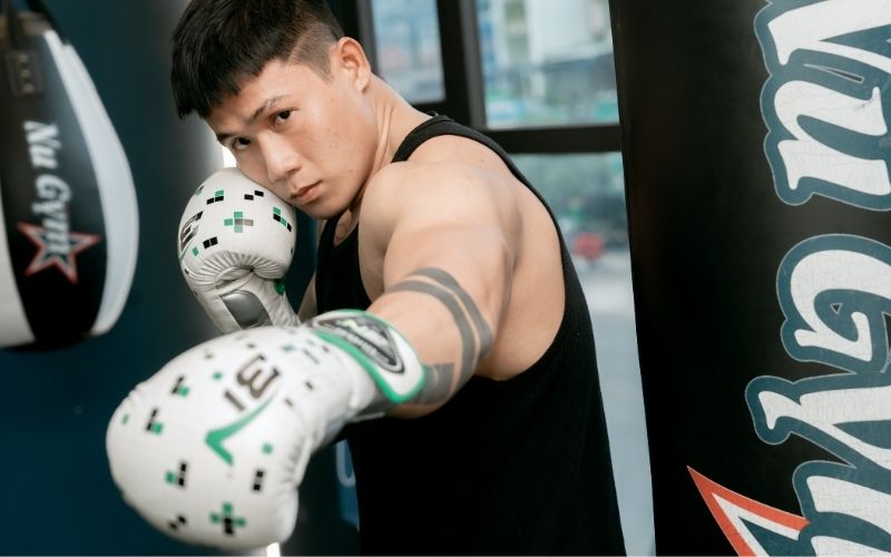 Overhand trong boxing là gì? Cách thực hiện cú Overhand boxing 6 Overhand trong boxing là gì