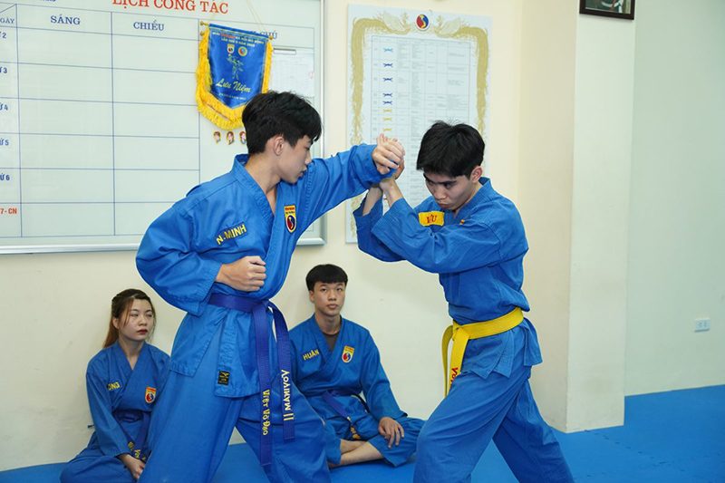 Vovinam là gì? Những điều thú vị về võ Vovinam bạn chưa biết 9 Tập luyện môn võ Vovinam