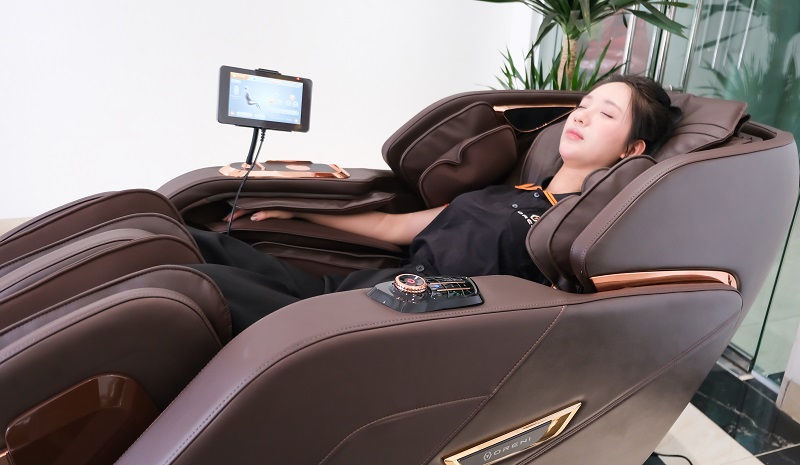 Ghế massage toàn thân Oreni OR-300