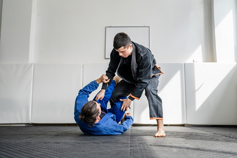 Học võ Jiu-Jitsu