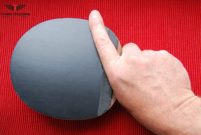 kiểu cầm vợt Seemiller Grip