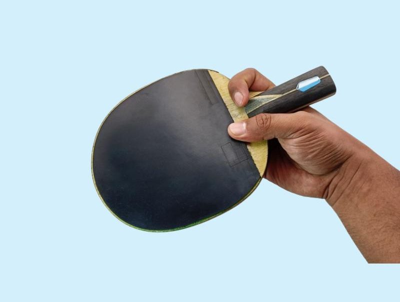 Cách cầm vợt kiểu dọc