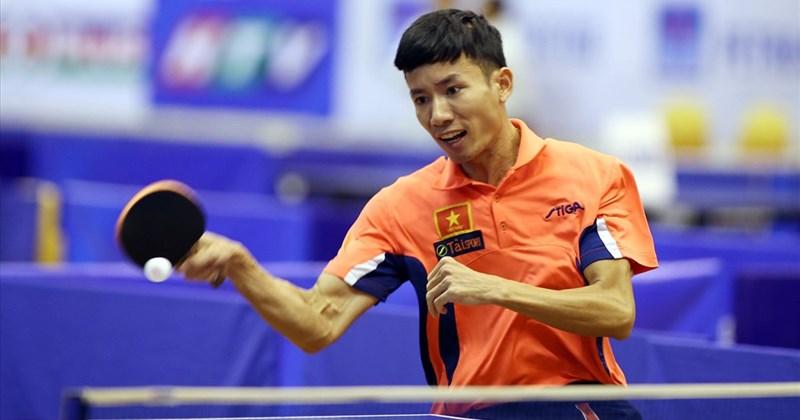 Tay vợt bóng bàn Đinh Quang Linh