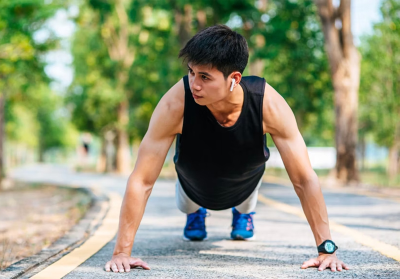 Chống đẩy rộng tay 