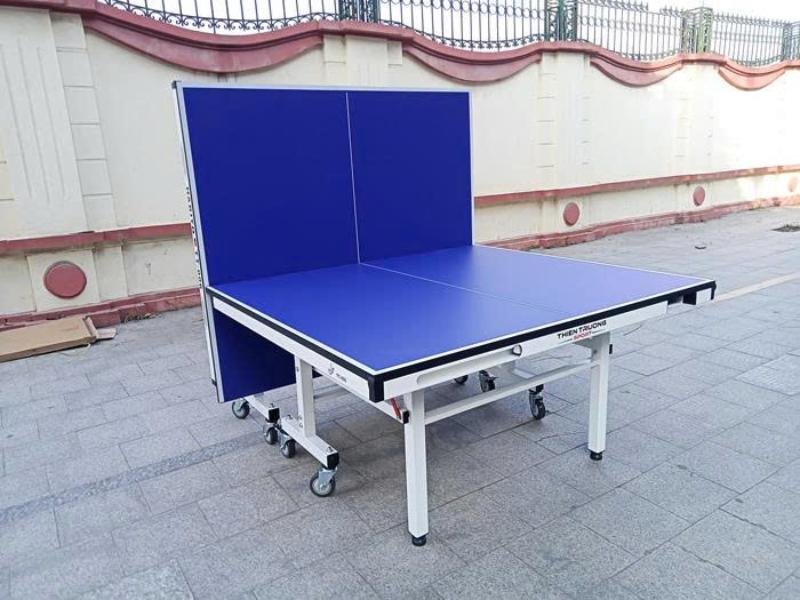 Top 4 dụng cụ tập bóng bàn một mình hiệu quả cho người mới tập 2 Dụng cụ tập bóng bàn một mình với dụng cụ bàn bóng bàn gấp gọn