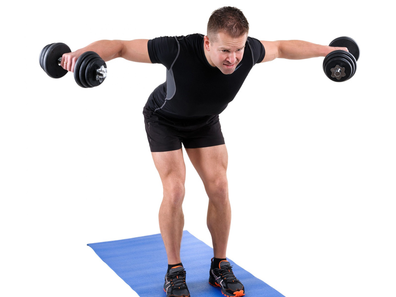 Hướng dẫn một số bài tập cơ vai hiệu quả tại nhà 10 Tập cơ vai với tạ tay