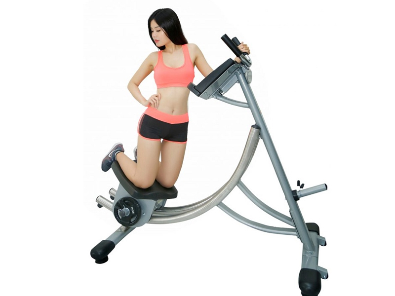 10 lưu ý khi sử dụng máy tập cơ bụng nhất định phải biết 1 Tập với máy tập cơ bụng