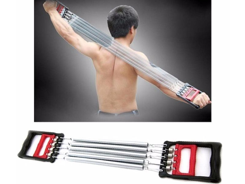 Hướng dẫn tập thể hình với dây kéo lò xo hiệu quả nhất 5 Xoay vai với dây kéo lò xo