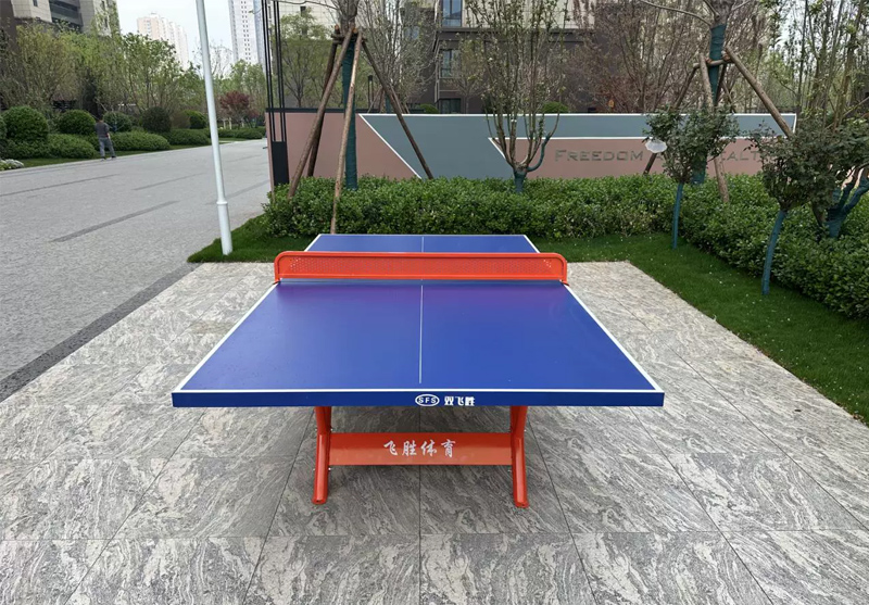 Bàn bóng bàn ngoài trời 