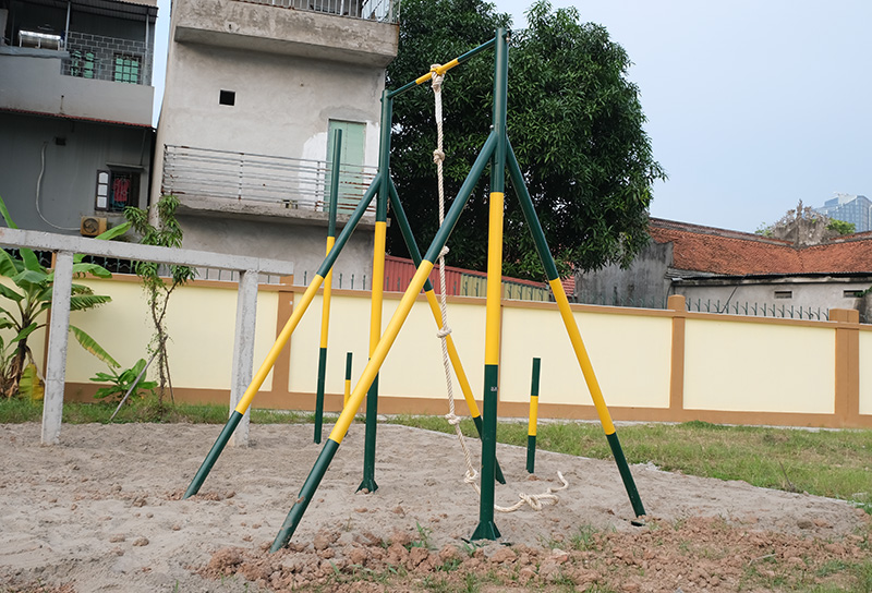 Thi công thiết bị thể thao ngoài trời tại Trung tâm 186 Đa Tốn Hà Nội 5 dây leo đứng
