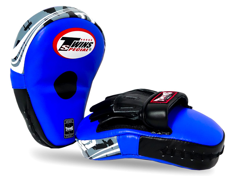 Đích đá - đích đấm là những dụng cụ cơ bản trong tập võ thuật