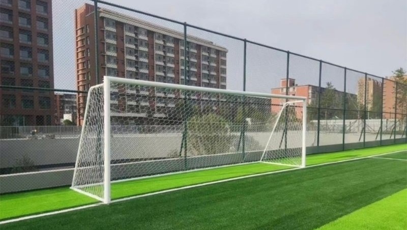 Khung thành bóng đá 11 người