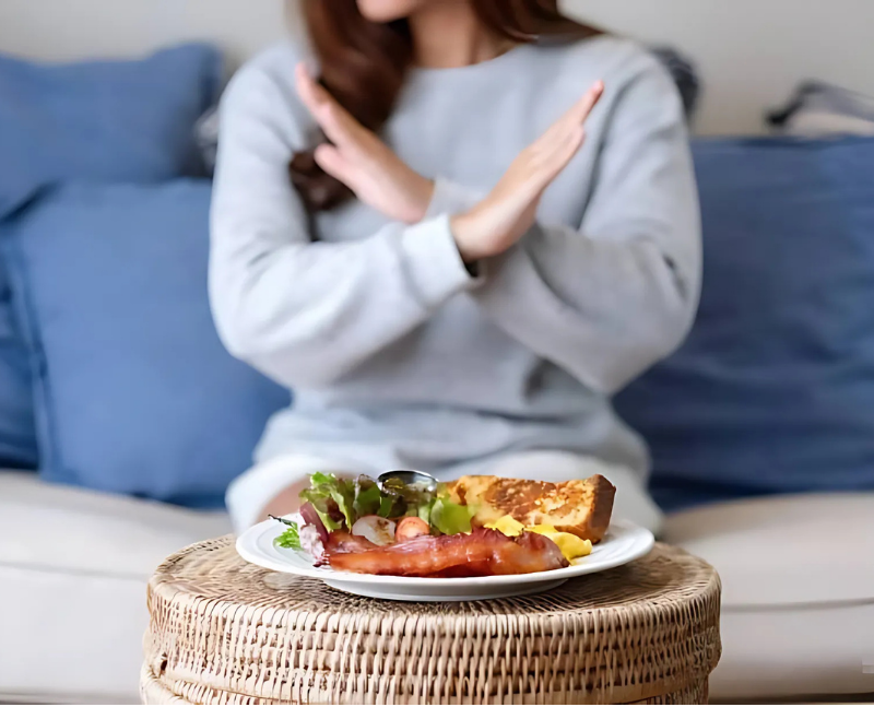 Nhịn ăn sáng có giảm cân không