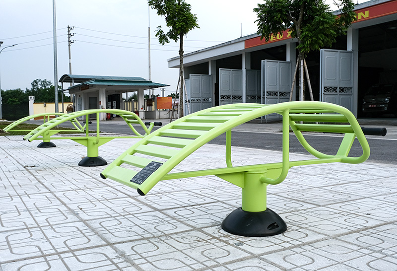 Thi công thiết bị thể thao ngoài trời tại Trung tâm 186 Đa Tốn Hà Nội 2 Thiết bị tập lưng bụng TT013