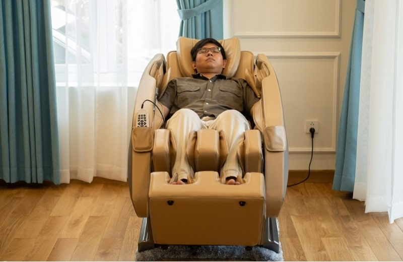 Mua ghế massage cũ có được không? Ưu hạn chế, lưu ý chọn mua 2 mua ghế massage cũ