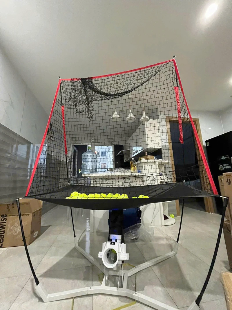 Máy bắn bóng pickleball 