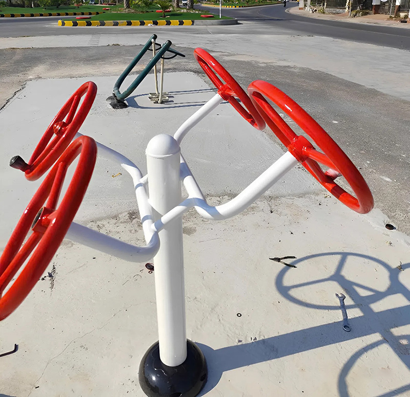 Hình ảnh thực tế thiết bị tập tay vai 