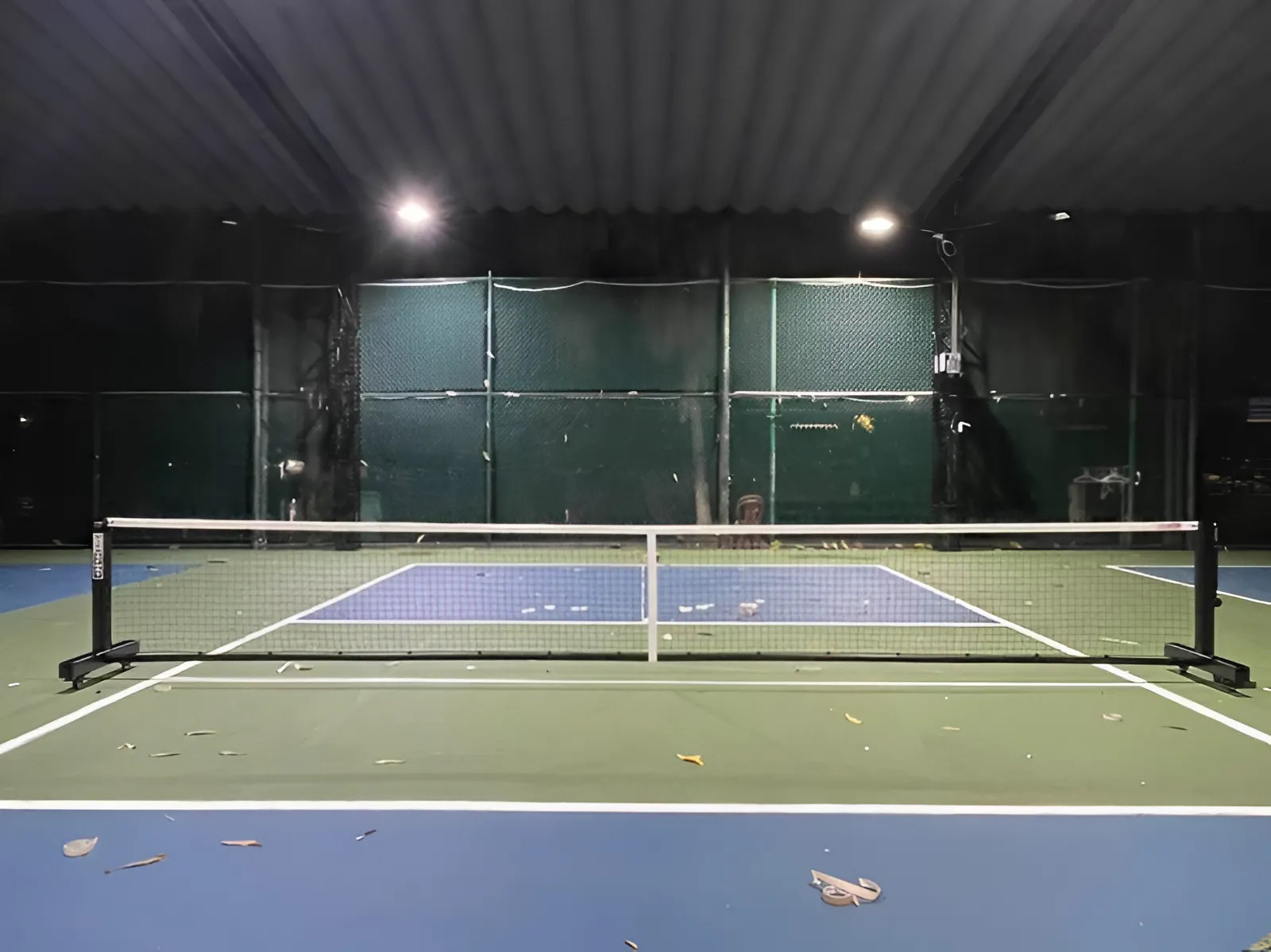 Hình ảnh thực tế trụ lưới pickleball được phân phối bởi Thiên Trường 