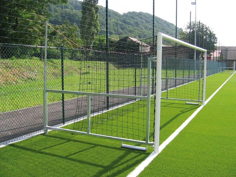 Khung thành bóng đá sân 7 người 