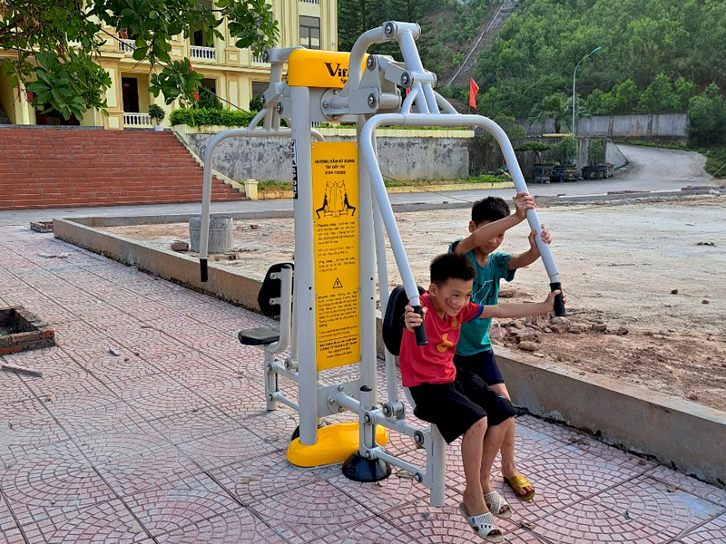 Máy tập công viên Vifa phù hợp cho mọi lứa tuổi 