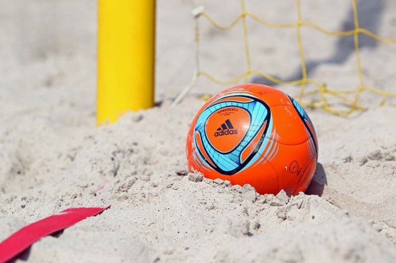 Quả bóng đá bãi biển