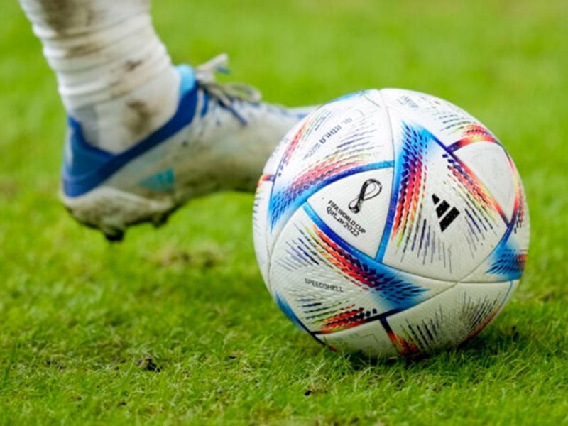 Quả bóng đá chất lượng đạt chuẩn FIFA cần những tiêu chí gì? 4 quả bóng đá