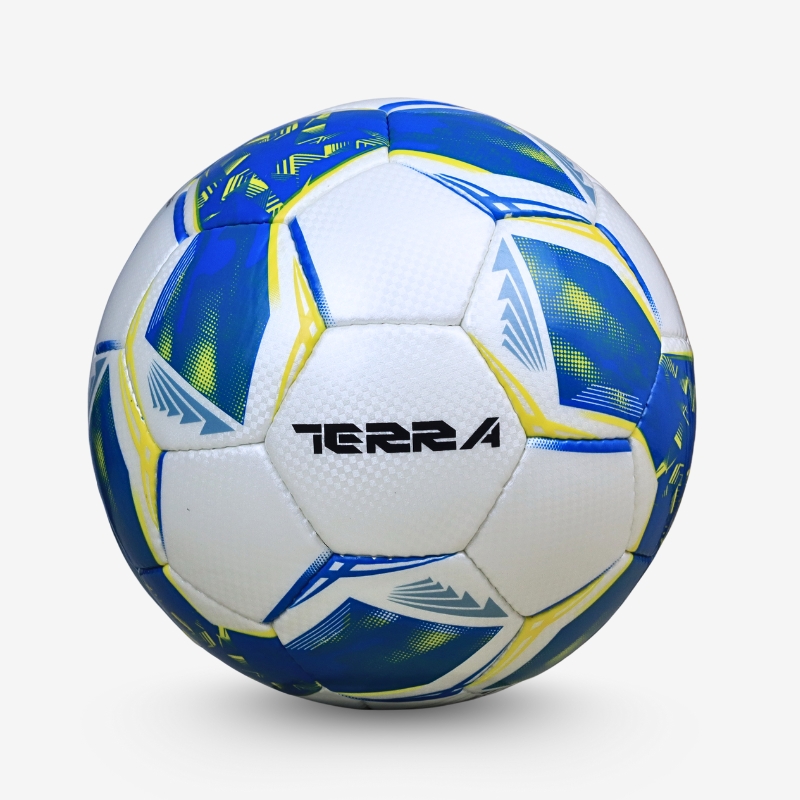 Quả bóng đá số 5 UCV 3.05 Terra xanh