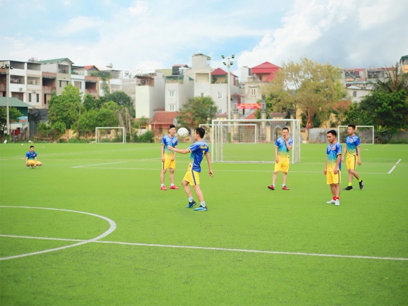 Top 10 sân bóng gần đây đang cho thuê tại Hà Nội đáng tiền nhất 3 Sân bóng đá Zone9