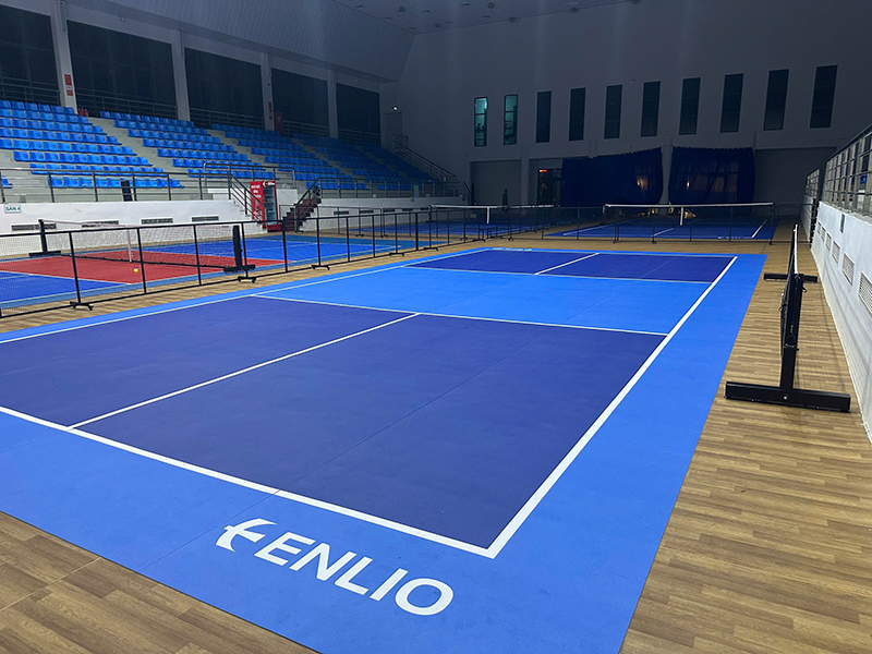 Sân pickleball trải thảm Enlio