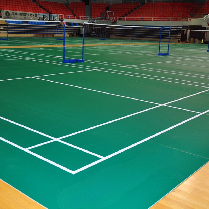 Thảm sân cầu lông có khả năng chống trượt, độ đàn hôi cao