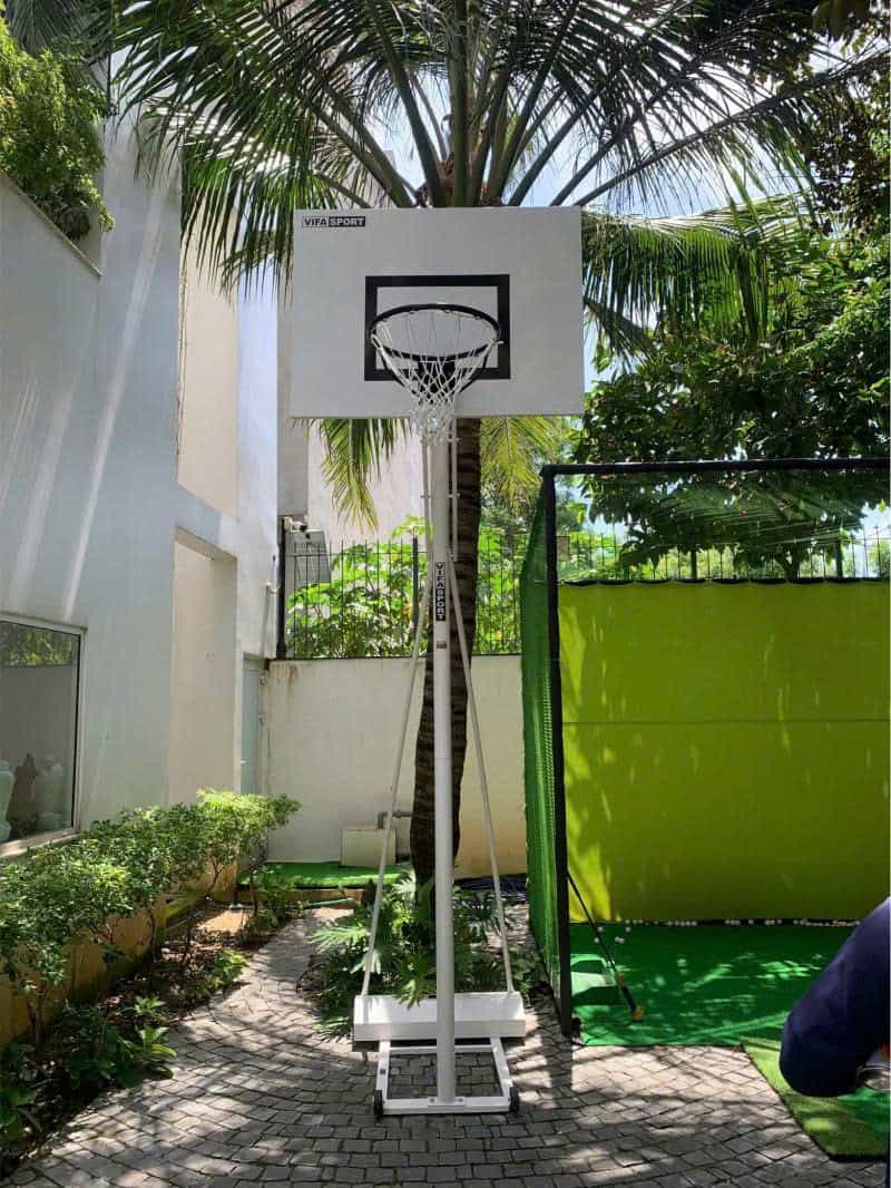 Trụ bóng rổ di động tiện lợi phù hợp với nhiều không gian