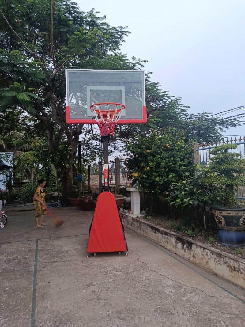 Trụ bóng rổ S030 nhập khẩu đạt chuẩn thi đấu