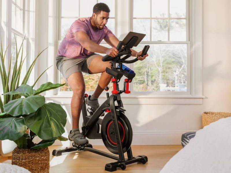 Đạp xe tại nhà 