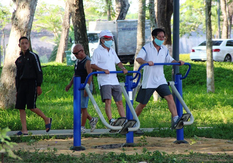 Dụng cụ ngoài trời Vifa được thiết kế an toàn, sử dụng chất liệu cao cấp