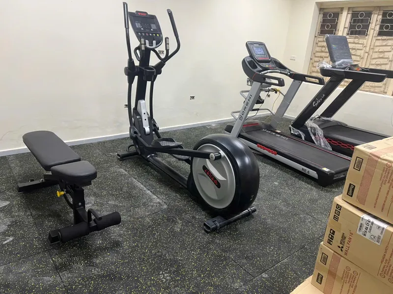 Lắp xe đạp toàn thân cho phòng tập tại Ông Ích Khiêm