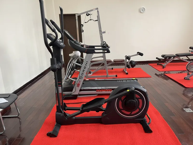 Xe đạp tập toàn thân