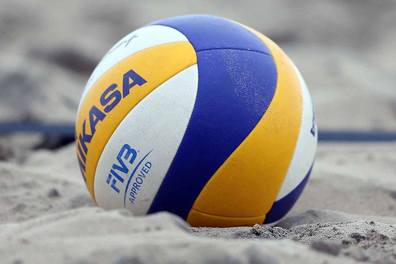 Hướng dẫn chọn mua bóng chuyền phù hợp với nhu cầu 3 quả bóng chuyền