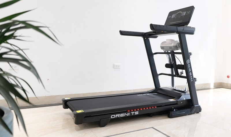 Máy chạy bộ Oreni T5 hình ảnh thực tế