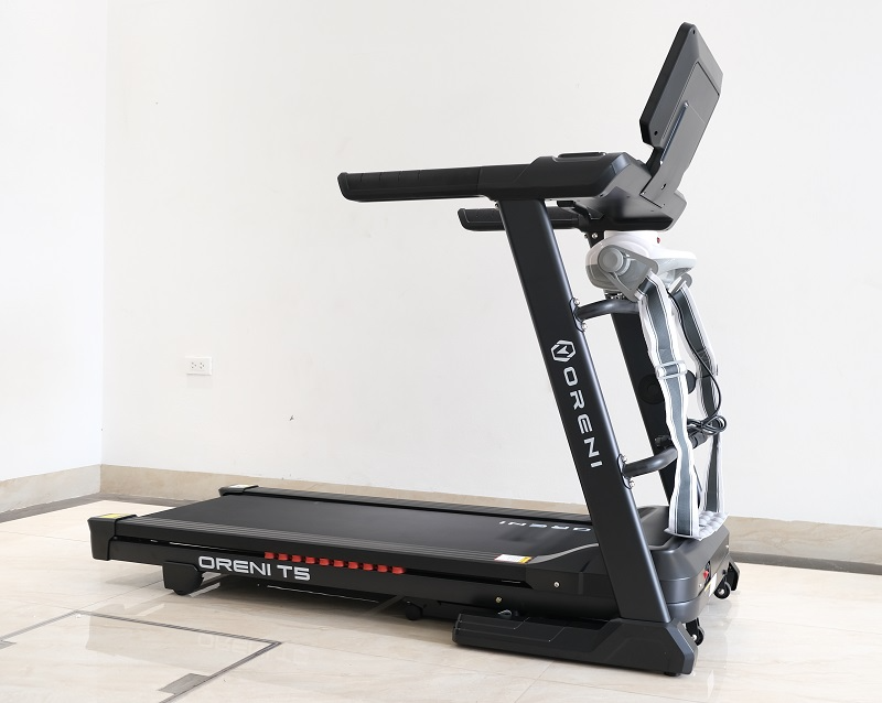 Máy chạy bộ Oreni T5 hình ảnh thực tế