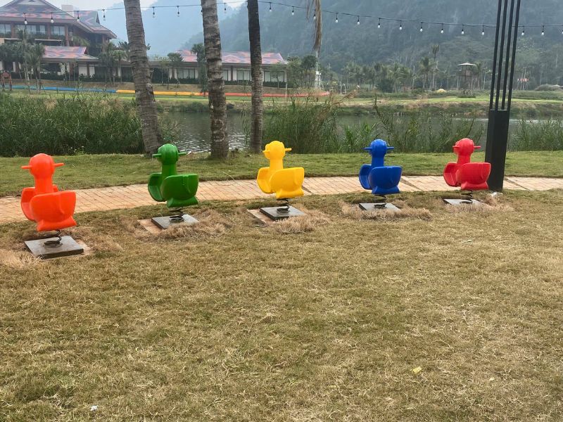 Dự án lắp đặt thiết bị đồ chơi ngoài trời tại Làng văn hóa du lịch và phát huy giá trị lịch sử quốc gia đặc biệt Tân Trào 3 Thú nhún