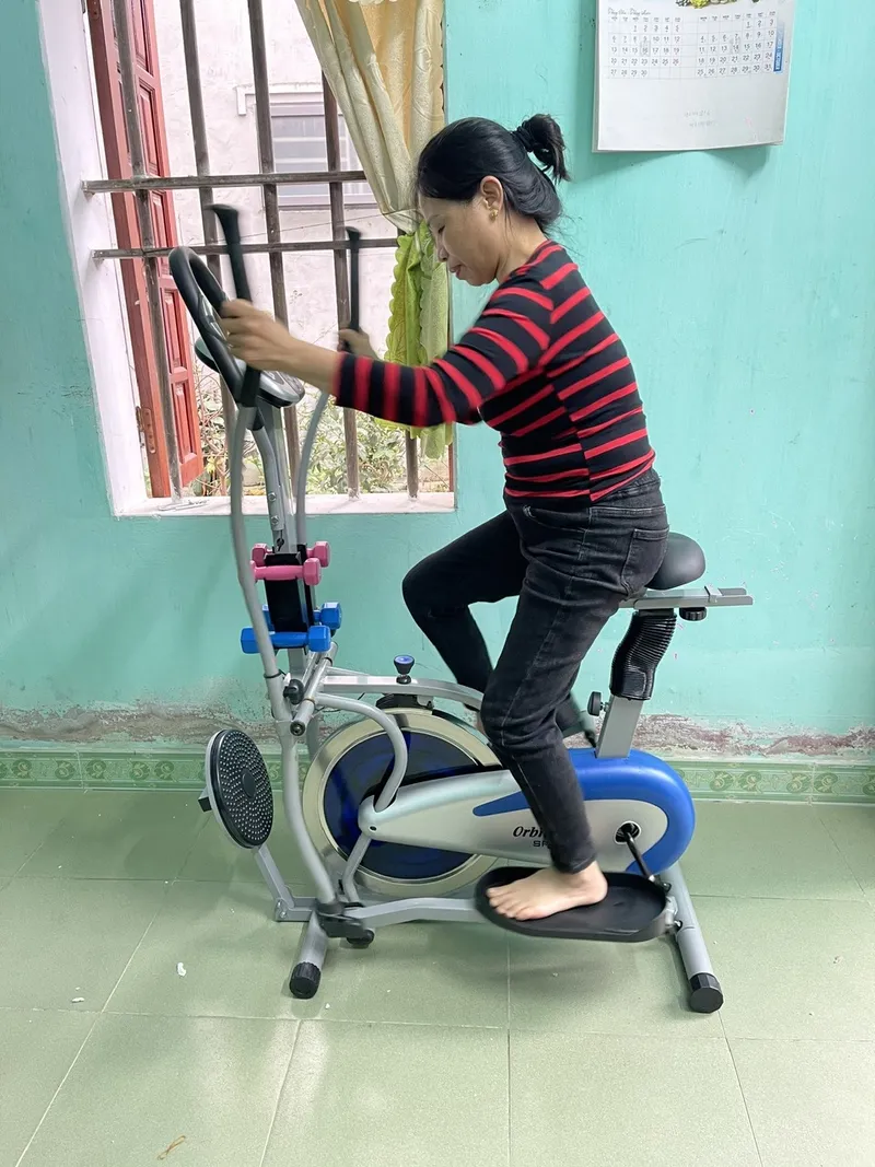 Xe đạp tập cho người cao tuổi 2085 lắp tại Nam Định