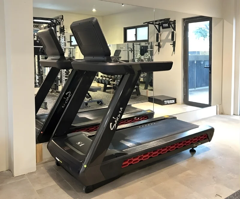 Máy chạy bộ cơ và điện, nên mua loại nào? So sánh chi tiết