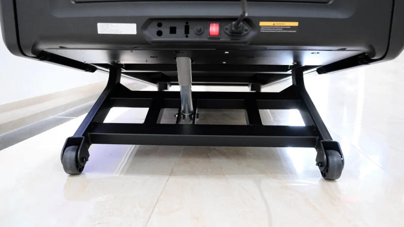 Phần đầu của máy chạy bộ Oreni T8