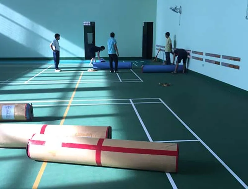 kinh nghiệm chọn thảm sân cầu lông