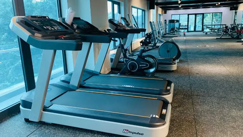 chọn đơn vị cung cấp máy chạy bộ uy tín